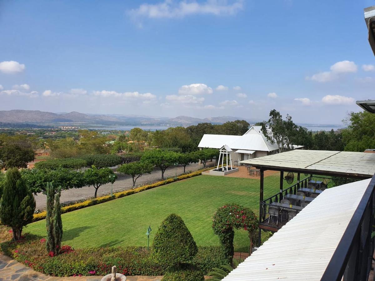 Villa Paradiso Hartbeespoort Buitenkant foto