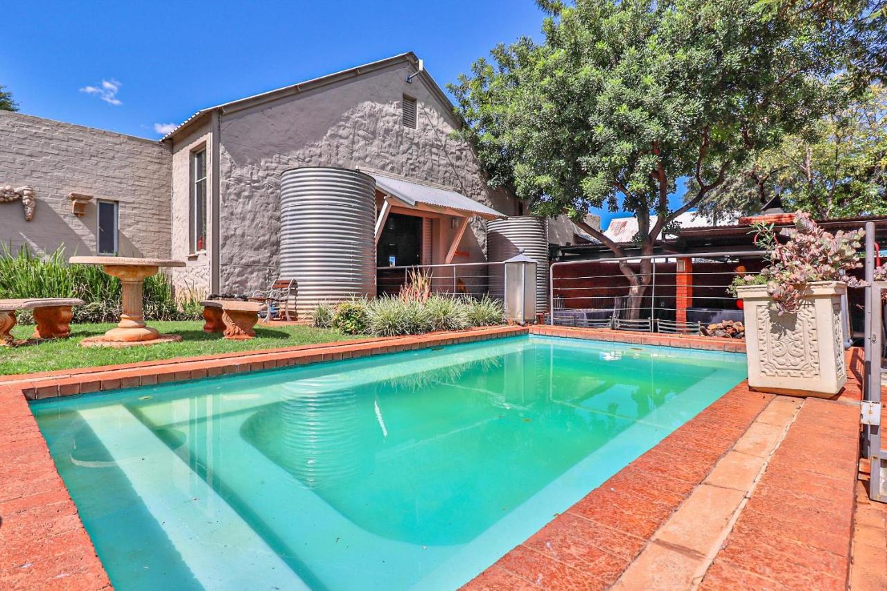 Villa Paradiso Hartbeespoort Buitenkant foto