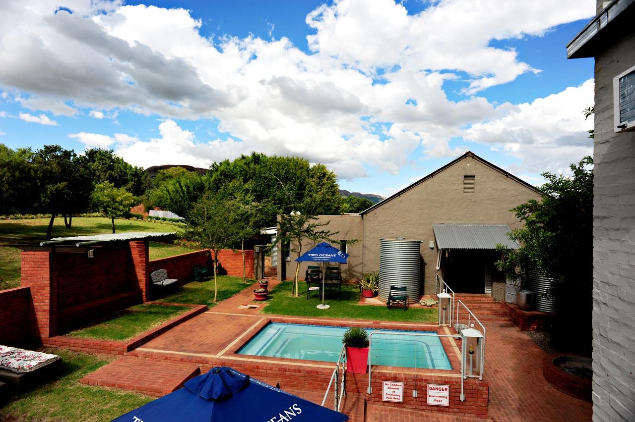 Villa Paradiso Hartbeespoort Buitenkant foto