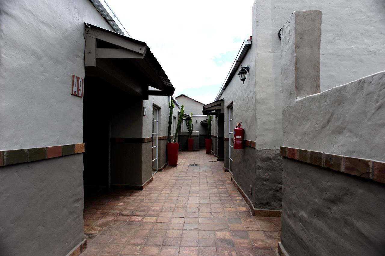 Villa Paradiso Hartbeespoort Buitenkant foto